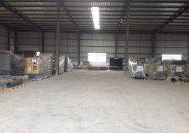 柴油发电机组 仓库一角